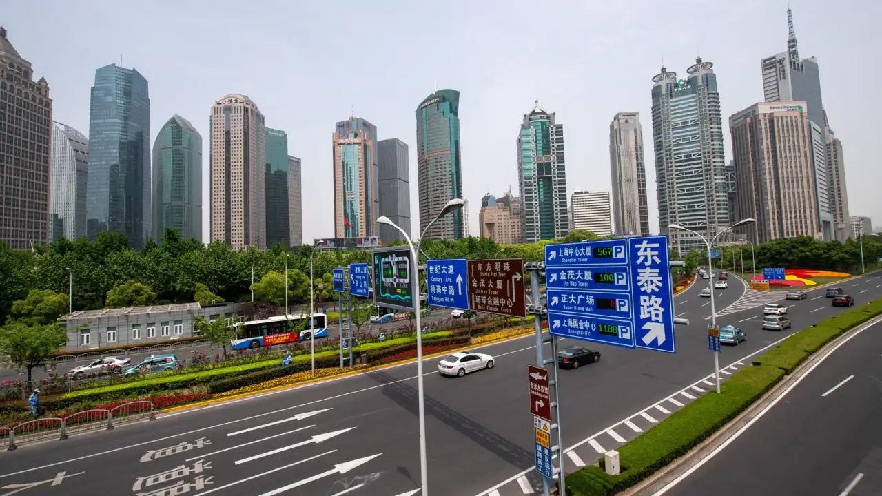 建筑工程管材选型指南：PPR、PVC与PE管的性能差异与适用场景解析