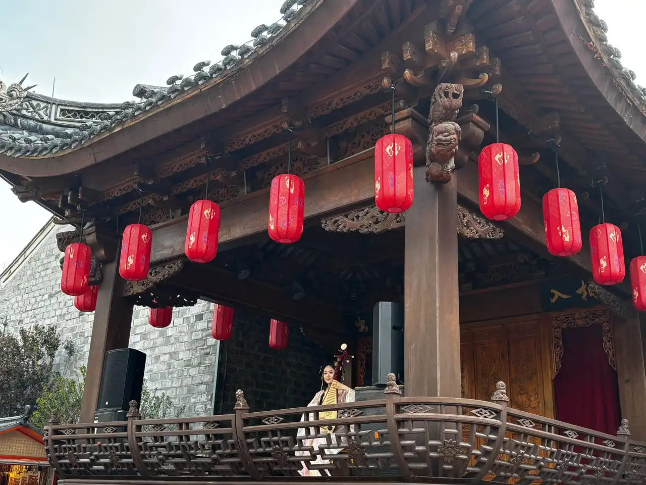 建筑工程管材选型指南：PPR、PVC与PE管的性能对比与应用场景